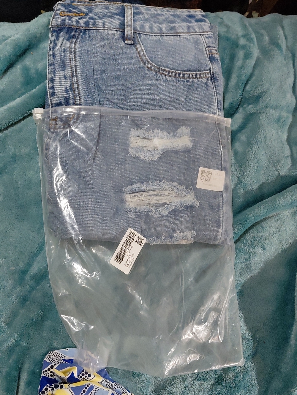 Boyfriend Distressed Light Blue Women’s Jeans